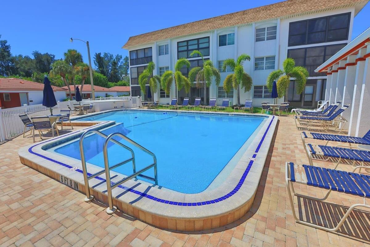 2 Bed 2 Bath Centrally Located On Siesta Key Sarasota Exteriör bild